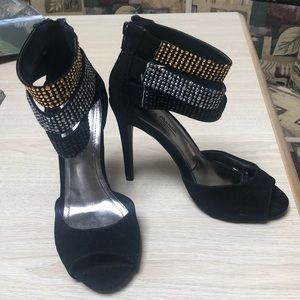 Like new! Anne Michelle heels